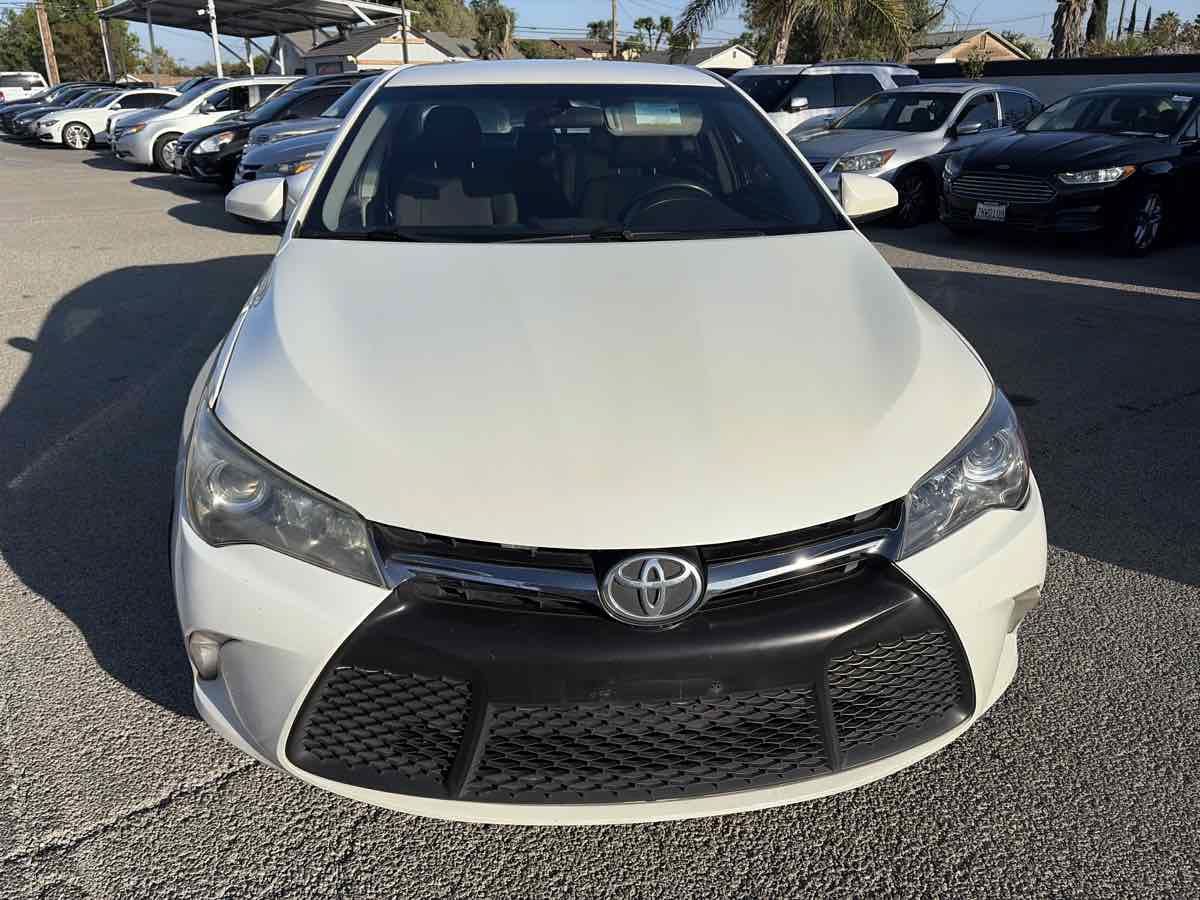 Used 2016 Toyota Camry SE FWD image 5