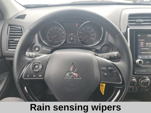 Used 2025 Mitsubishi Outlander Sport LE AWD/4WD image 11