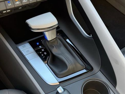 New 2026 Hyundai Elantra SE image 15