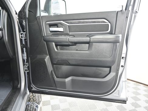 Used 2024 RAM 2500 Big Horn image 13
