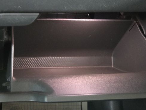 Used 2023 Kia Niro EX image 18