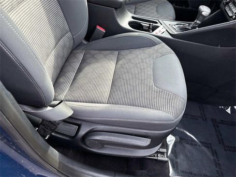 Used 2019 Kia Niro LX image 10