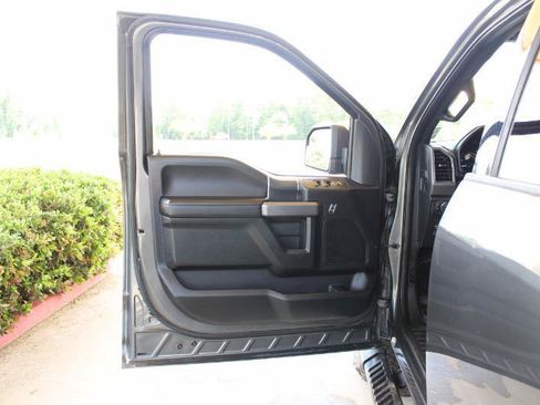 Used 2019 Ford F150 XLT w/ Equipment Group 302A Luxury AWD/4WD image 27