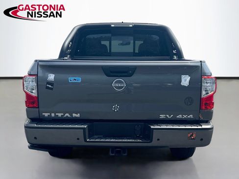 Used 2024 Nissan Titan SV w/ Accessory Utility Package AWD/4WD image 7