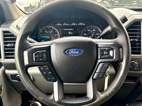 Used 2020 Ford F250 XL w/ Power Equipment Group image 21