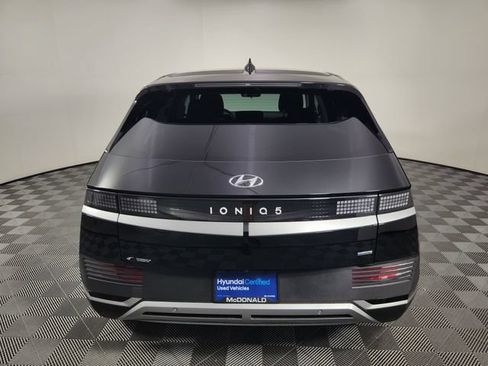 Certified 2024 Hyundai Ioniq 5 SE AWD/4WD image 4