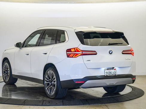 Used 2026 BMW X3 xDrive30i w/ Premium Package AWD/4WD image 2