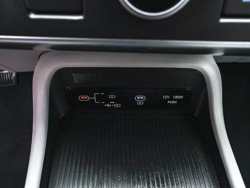 Used 2024 Hyundai Kona SE AWD/4WD image 28