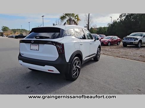 New 2026 Nissan Kicks SV w/ SV Premium Package image 33