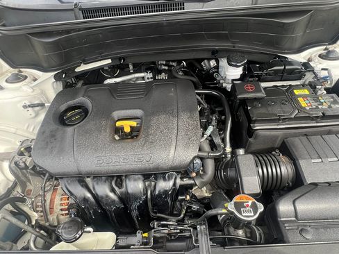 Used 2021 Kia Seltos LX image 34