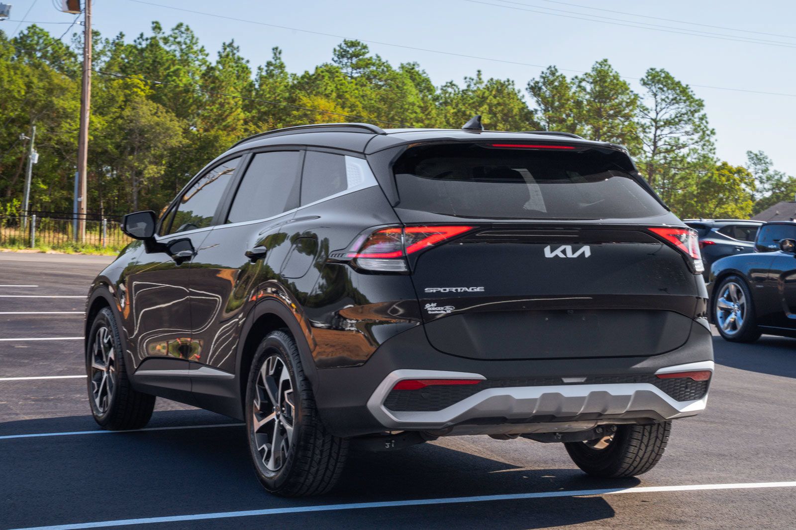 Used 2025 Kia Sportage EX w/ Premium Package FWD image 5