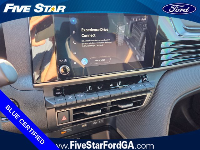 Used 2026 Toyota Camry SE FWD image 18