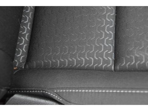 Used 2019 GMC Canyon SLE w/ SLE Convenience Package image 29