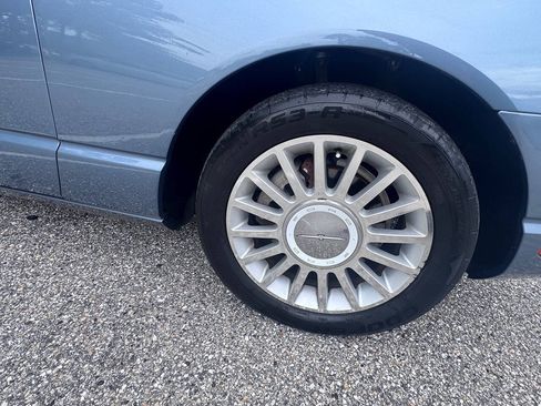 Used 2005 Ford Thunderbird 50th Anniversary RWD image 67
