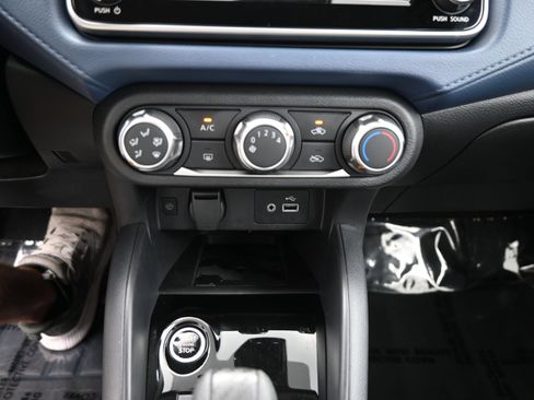 Certified 2025 Nissan Versa SV w/ Trunk Package FWD image 16