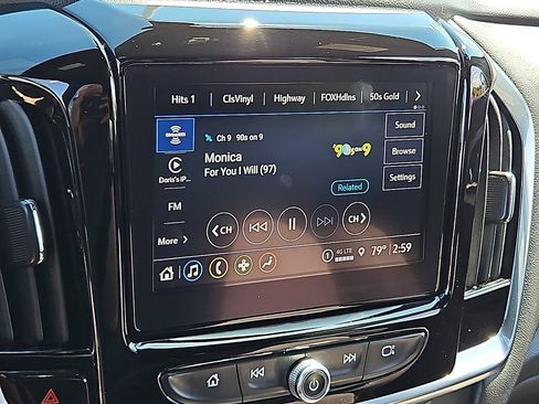 Certified 2023 Chevrolet Traverse LT FWD image 3