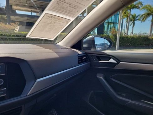 Used 2023 Volkswagen Jetta S image 28