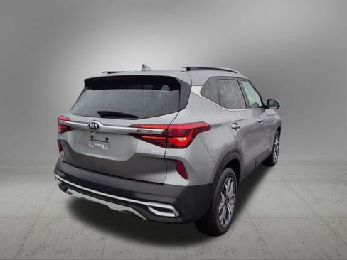 Used 2021 Kia Seltos EX image 6