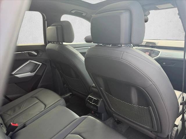 Used 2019 Audi Q3 2.0T Premium AWD/4WD image 23