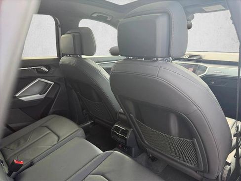 Used 2019 Audi Q3 2.0T Premium AWD/4WD image 23