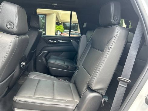 Used 2023 GMC Yukon Denali AWD/4WD image 13