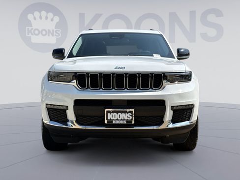 Used 2023 Jeep Grand Cherokee L Limited AWD/4WD image 11