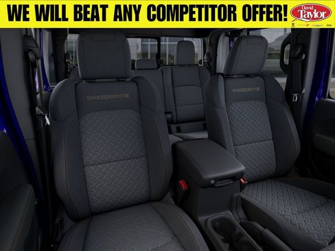 New 2026 Jeep Gladiator Mojave AWD/4WD image 17