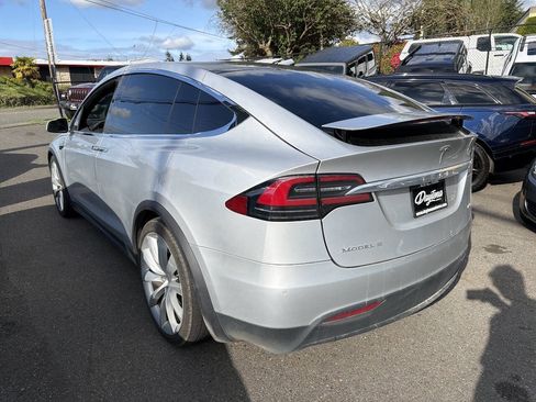 Used 2017 Tesla Model X 100D AWD/4WD image 2