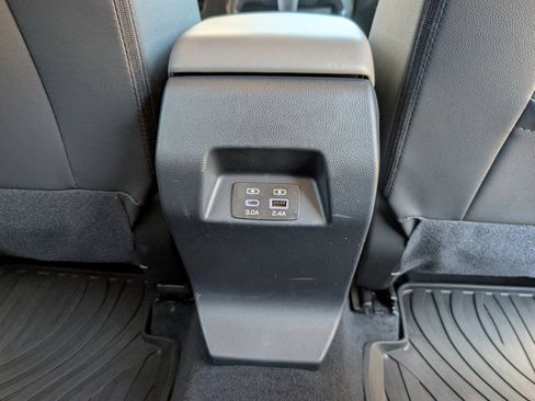 Used 2024 Subaru Crosstrek 2.0i Premium image 7