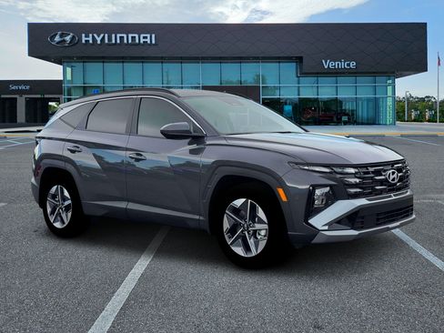 New 2026 Hyundai Tucson SEL FWD image 10