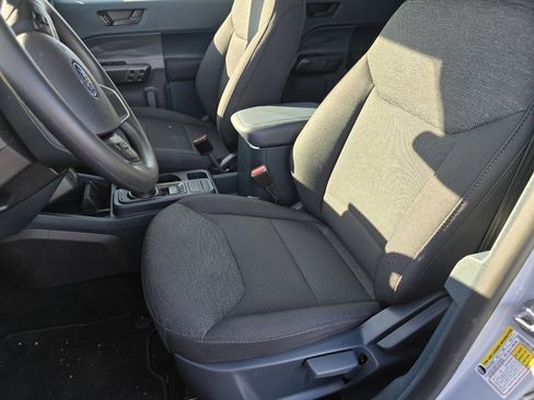 Used 2025 Ford Maverick XL image 12