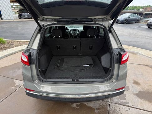 Used 2019 Chevrolet Equinox LT FWD image 7