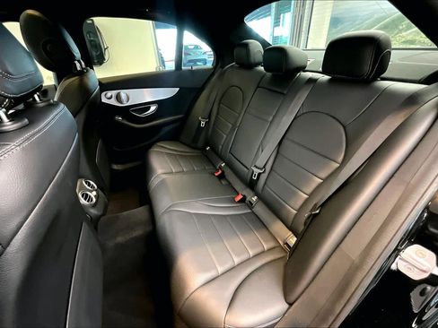 Used 2019 Mercedes-Benz C 300 Sedan image 19