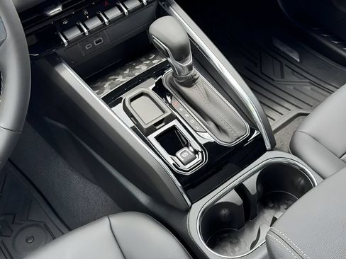 New 2026 GMC Canyon Elevation w/ Convenience Package RWD image 17