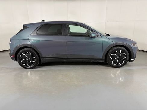 Used 2024 Hyundai Ioniq 5 SEL AWD/4WD image 9
