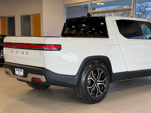Used 2022 Rivian R1T Launch Edition AWD/4WD image 11
