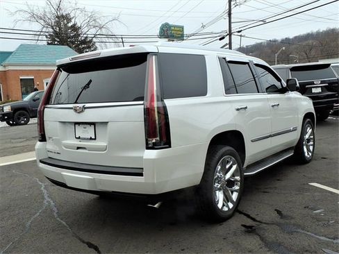 Used 2016 Cadillac Escalade Luxury image 5