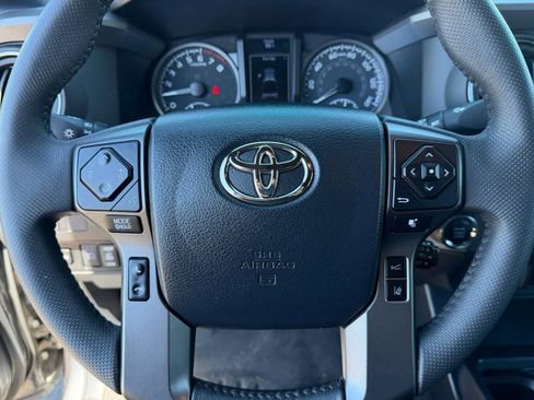 Used 2020 Toyota Tacoma TRD Sport w/ TRD Premium Sport Package image 17