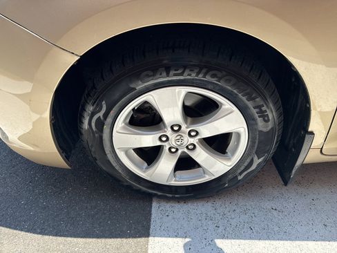 Used 2013 Toyota Sienna LE FWD image 13