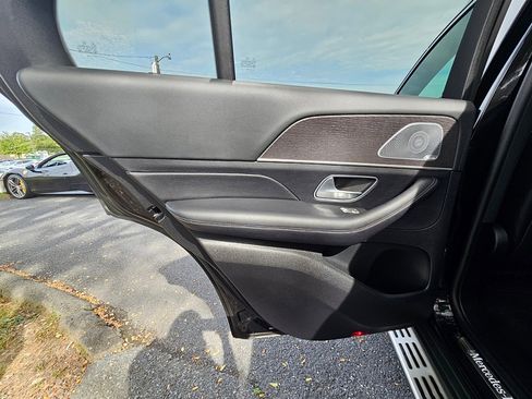 Used 2020 Mercedes-Benz GLE 350 4MATIC image 33