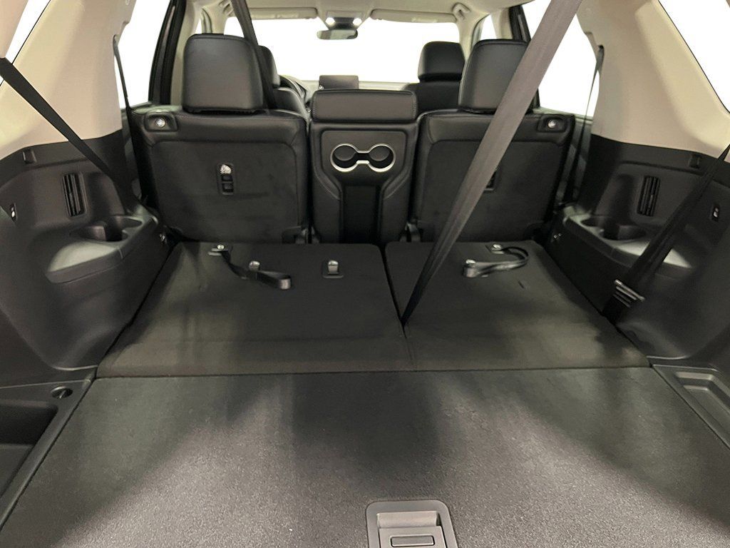 Used 2025 Honda Pilot EX-L image 34