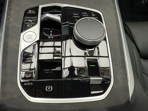 Certified 2026 BMW X5 xDrive50e image 17