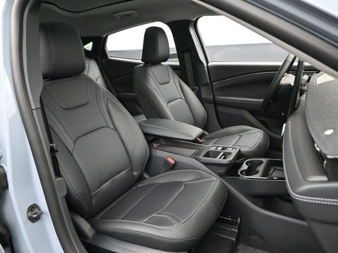 New 2025 Ford Mustang Mach-E Premium image 31