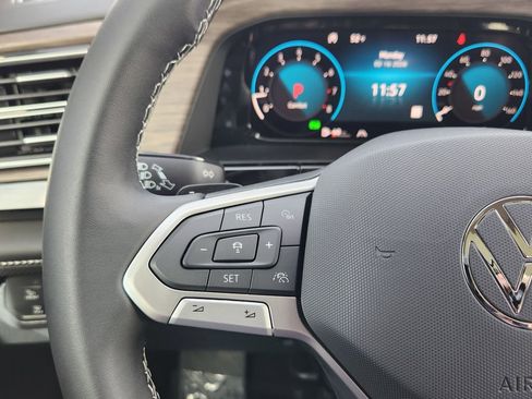 New 2026 Volkswagen Atlas SEL image 15