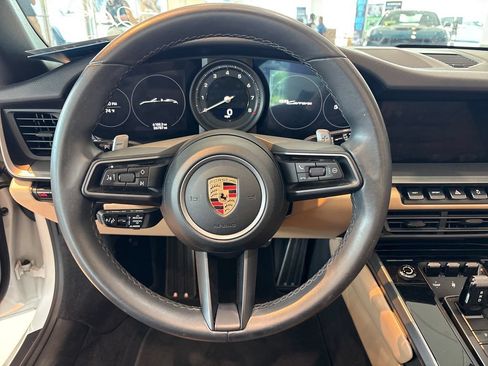 Used 2020 Porsche 911 Carrera RWD image 17