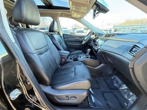 Used 2019 Nissan Rogue SL w/ Premium Package image 25