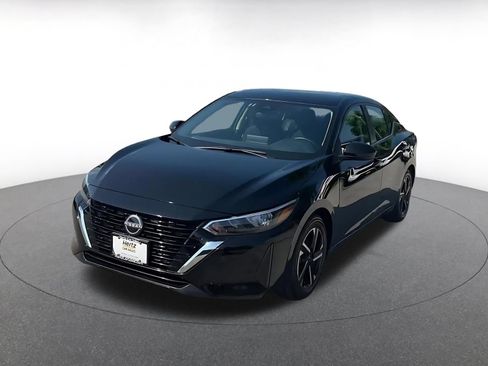Used 2025 Nissan Sentra SV FWD image 5