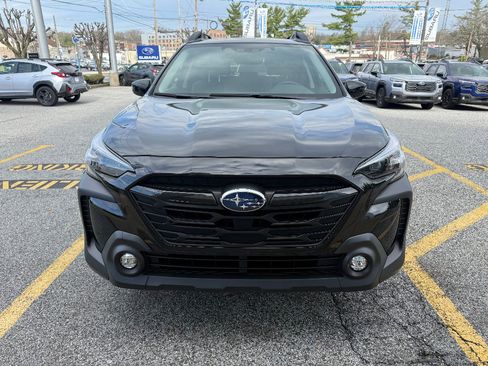 Used 2023 Subaru Outback Onyx Edition image 9