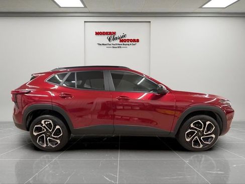 Used 2024 Chevrolet Trax RS w/ Driver Confidence Package image 8