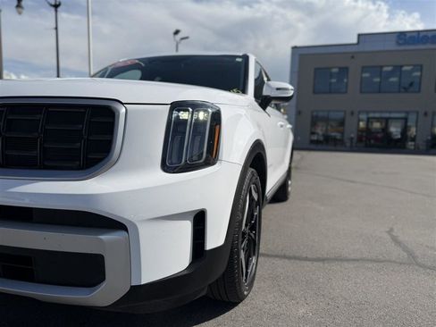 Used 2025 Kia Telluride S image 10